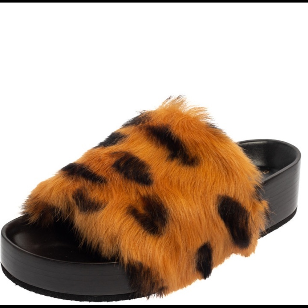 céline phoebe philo fall 2017 tiger fur slides 42